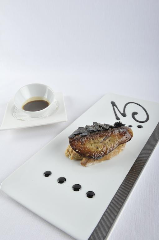 维斯克斯酒店 Saint-Savin  外观 照片